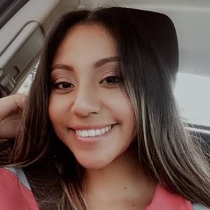 Meet your Posher, Julia